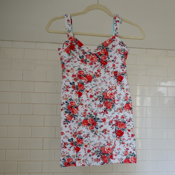 Free People Dresses & Skirts - Free People Floral Dress